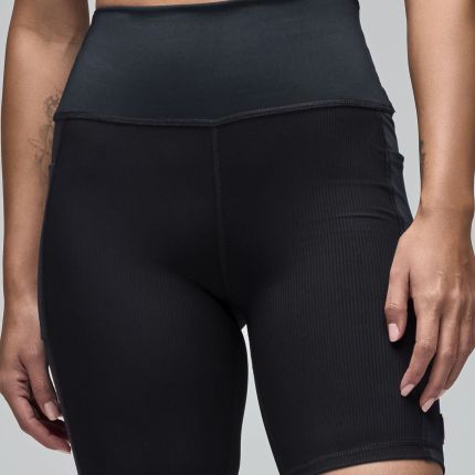 STRONG iD High Waisted Biker Shorts With Pockets - Black